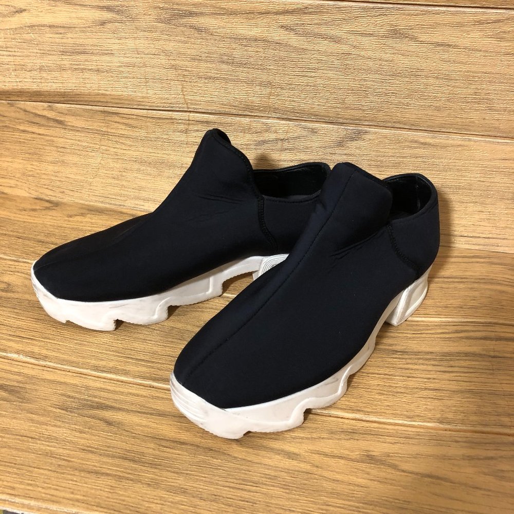 IRI Wes 1 Low Top Wavy Platform slip on black Sneaker, 9